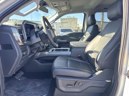 New 2025 Ford F250 Lariat w/ FX4 Off-Road Package image 18