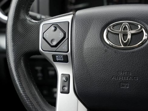 Used 2018 Toyota Tundra Platinum AWD/4WD image 8