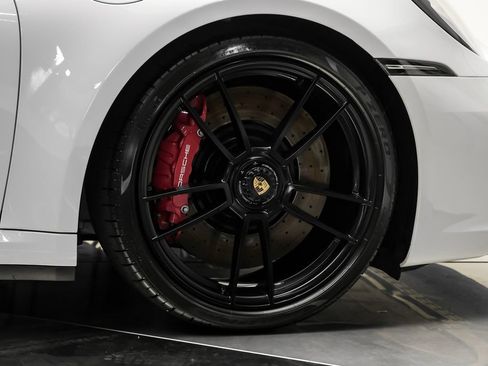 Used 2024 Porsche 911 Carrera GTS RWD image 44