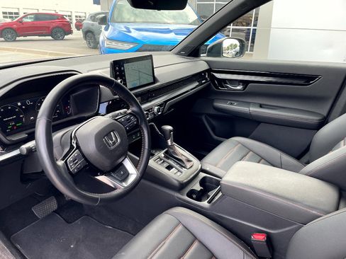 Used 2026 Honda CR-V Sport Touring image 11