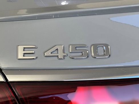 New 2026 Mercedes-Benz E 450 4MATIC Sedan image 19