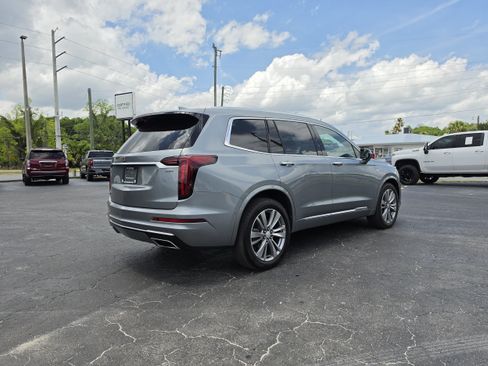 Used 2023 Cadillac XT6 Premium Luxury w/ Platinum Package AWD/4WD image 4