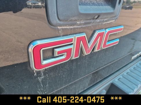 Used 2017 GMC Sierra 2500 Denali w/ Duramax Plus Package AWD/4WD image 6