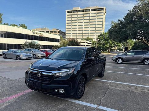 Used 2019 Honda Ridgeline Sport image 2