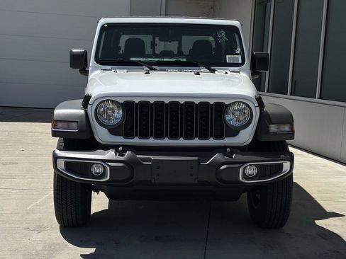 New 2026 Jeep Gladiator Sport image 6