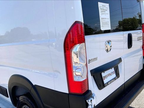 Used 2025 RAM ProMaster 2500 w/ U-Haul Equipment Group FWD image 25