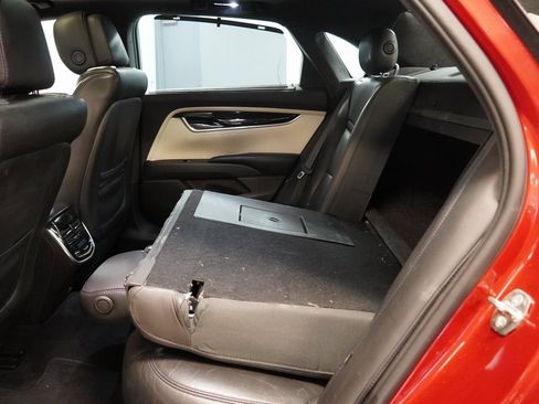 Used 2014 Cadillac XTS Platinum image 27