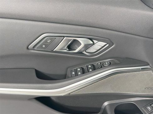 New 2026 BMW 330i Sedan w/ M Sport Package RWD image 17