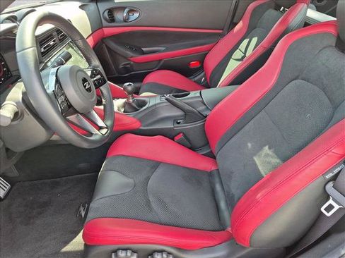 Used 2024 Nissan Z Performance w/ Floor Mat Package RWD image 12