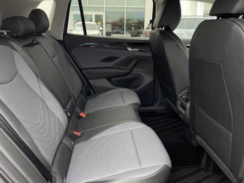 New 2026 Volkswagen Tiguan SE image 29