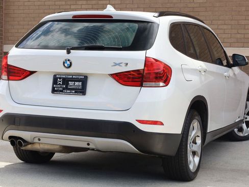 Used 2013 BMW X1 sDrive28i RWD image 11