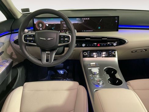 Used 2026 Genesis GV70 2.5T Select image 17