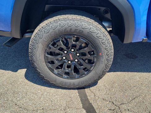 New 2026 GMC Canyon Elevation w/ Convenience Package AWD/4WD image 5