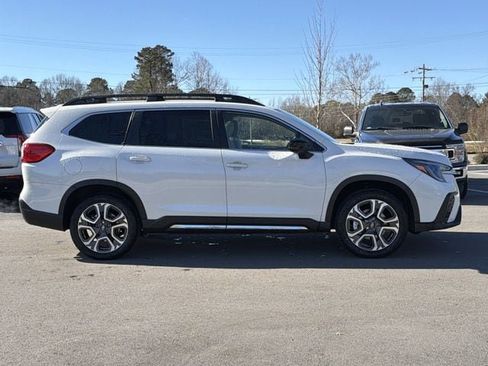 New 2026 Subaru Ascent Limited image 2