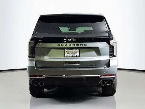 New 2025 Chevrolet Suburban Premier image 6
