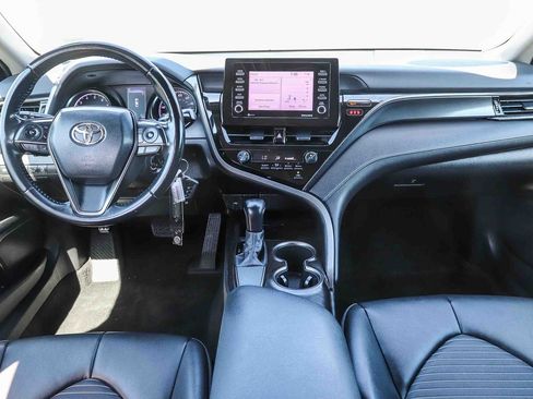 Used 2021 Toyota Camry SE FWD image 15