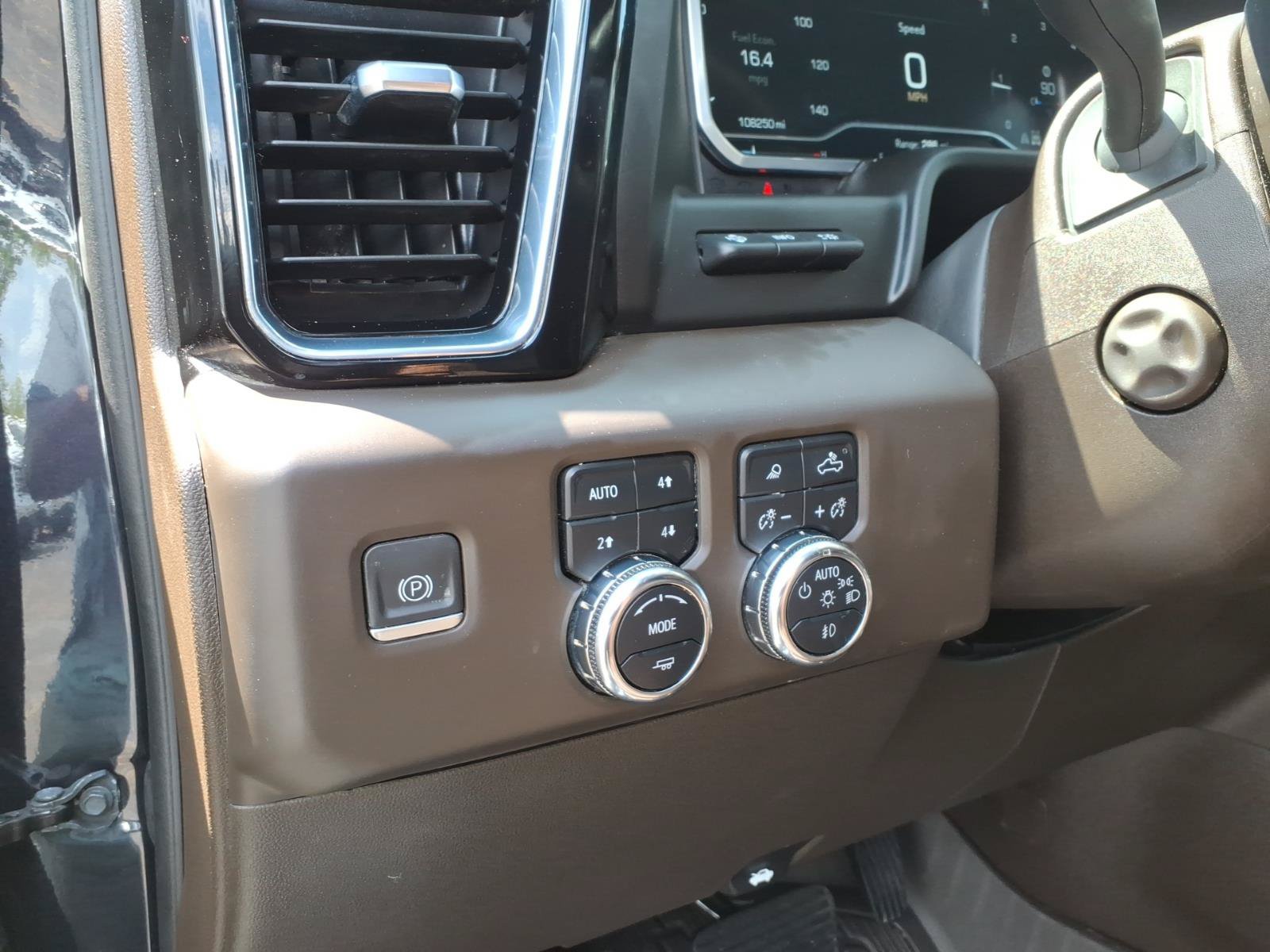 Used 2023 GMC Sierra 1500 Denali w/ Denali Reserve Package AWD/4WD image 10