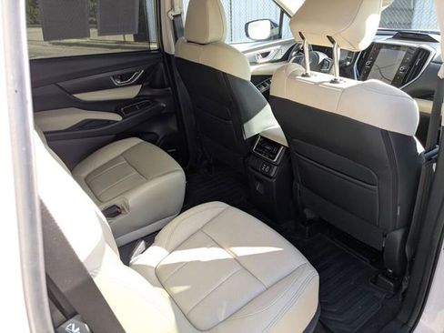 Certified 2025 Subaru Ascent Limited w/ Popular Package #1 image 40