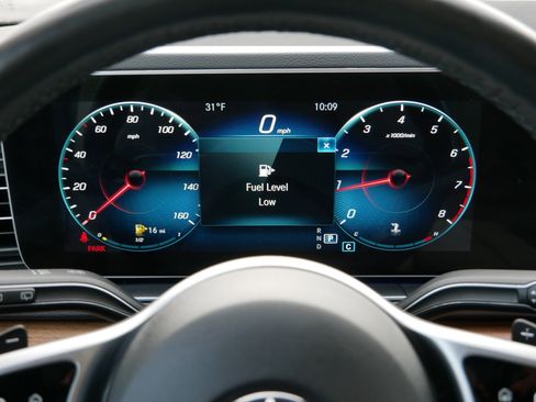 Used 2022 Mercedes-Benz GLE 350 4MATIC image 21