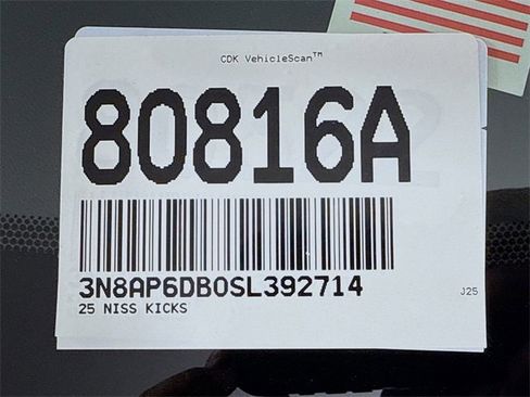 Certified 2025 Nissan Kicks SR image 31