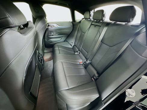 Used 2024 BMW i4 xDrive40i image 29