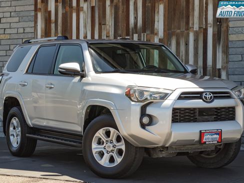 Used 2020 Toyota 4Runner SR5 Premium AWD/4WD image 9