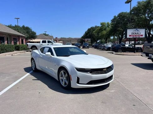 Used 2023 Chevrolet Camaro LT RWD image 1