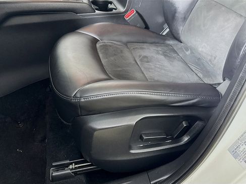 Used 2020 MAZDA CX-5 Touring image 21