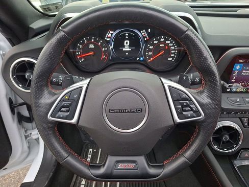 Certified 2022 Chevrolet Camaro SS image 19