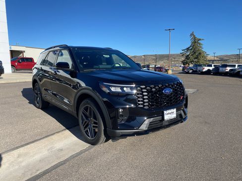 New 2026 Ford Explorer ST image 18