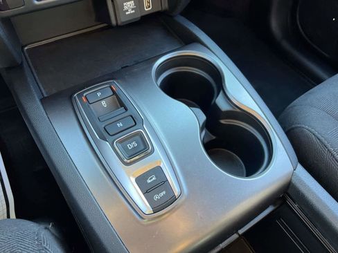 Used 2022 Honda Pilot Sport image 33