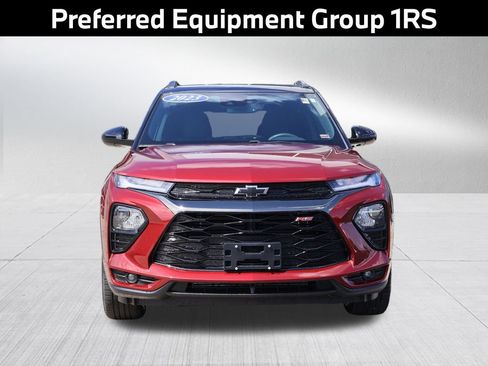 Used 2023 Chevrolet TrailBlazer RS w/ Convenience Package FWD image 3