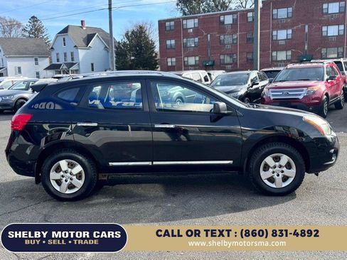 Used 2014 Nissan Rogue S w/ Convenience Package image 4