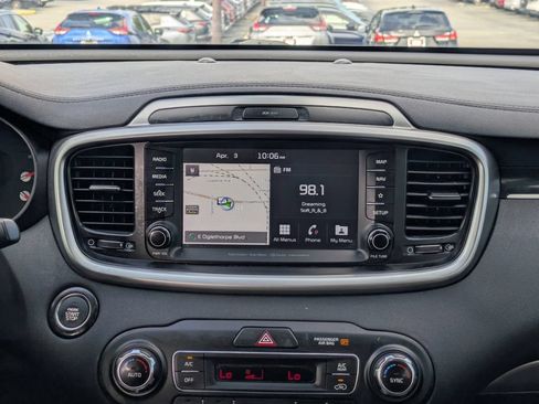 Used 2019 Kia Sorento SX FWD image 19