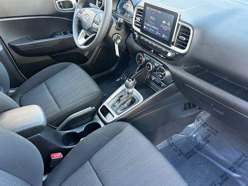 Certified 2026 Hyundai Venue SE FWD image 16