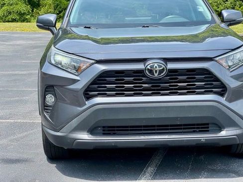 Used 2021 Toyota RAV4 XLE w/ Convenience Package FWD image 13