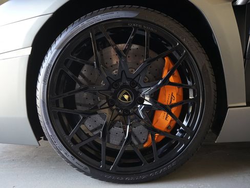 Used 2015 Lamborghini Aventador LP 700-4 AWD/4WD image 28