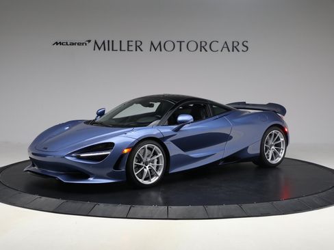 Used 2026 McLaren 750S RWD image 2