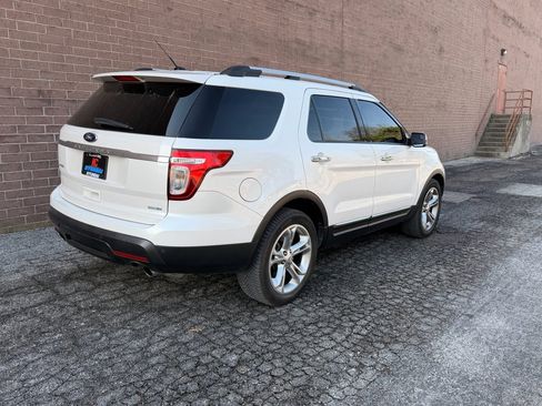 Used 2014 Ford Explorer Limited image 5