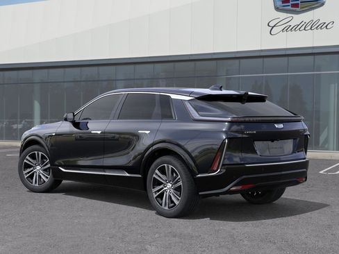 New 2025 Cadillac Lyriq Luxury image 4