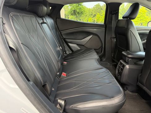 Used 2022 Ford Mustang Mach-E Select AWD/4WD image 39