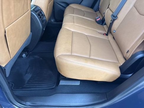 Certified 2024 Cadillac XT5 Premium Luxury AWD/4WD image 29