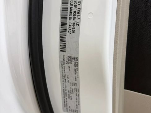Used 2022 Chrysler Voyager LX w/ Fleet Security Group FWD image 58