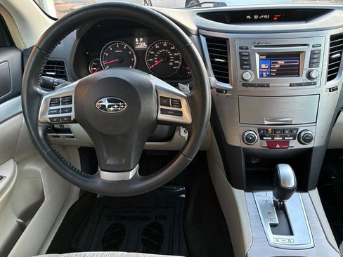 Used 2014 Subaru Outback 2.5i Premium image 13