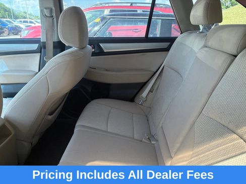 Used 2016 Subaru Outback 2.5i Premium AWD/4WD image 9