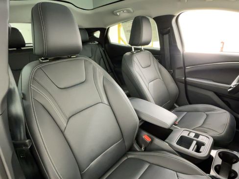 New 2025 Ford Mustang Mach-E Premium image 32