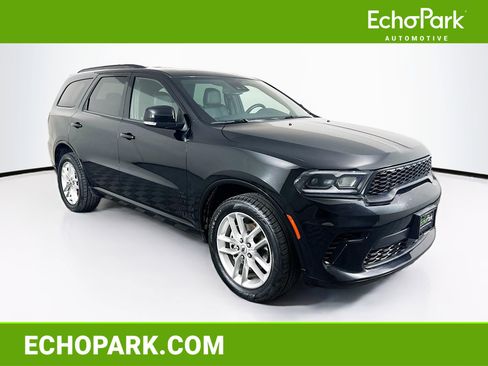 Used 2024 Dodge Durango GT image 1