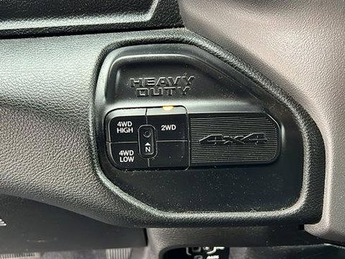 Used 2019 RAM 2500 Big Horn image 25