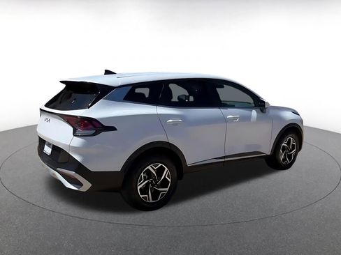 Used 2025 Kia Sportage LX image 11