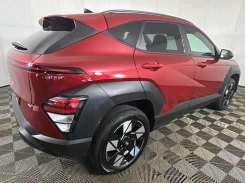 Certified 2025 Hyundai Kona SEL AWD/4WD image 2